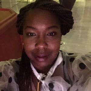 Meet your Posher, Lela